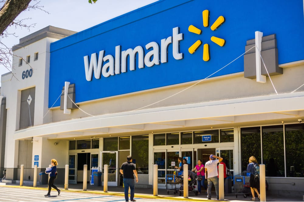 Walmart Store pictoral representation - How does Walmart make money - Walmart business model