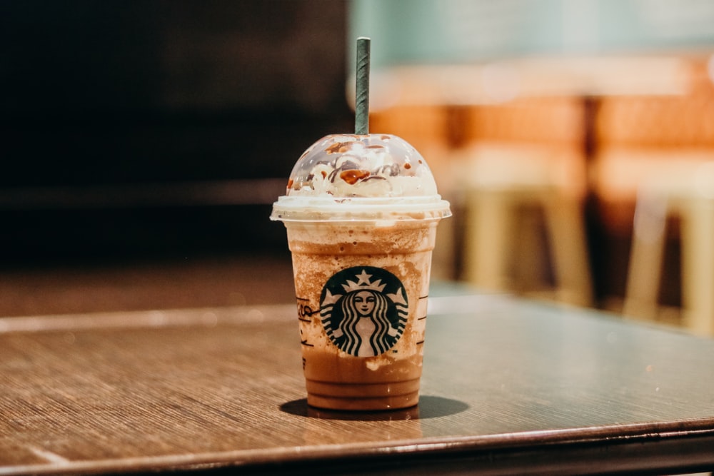 Starbucks business model - how does starbucks make money
